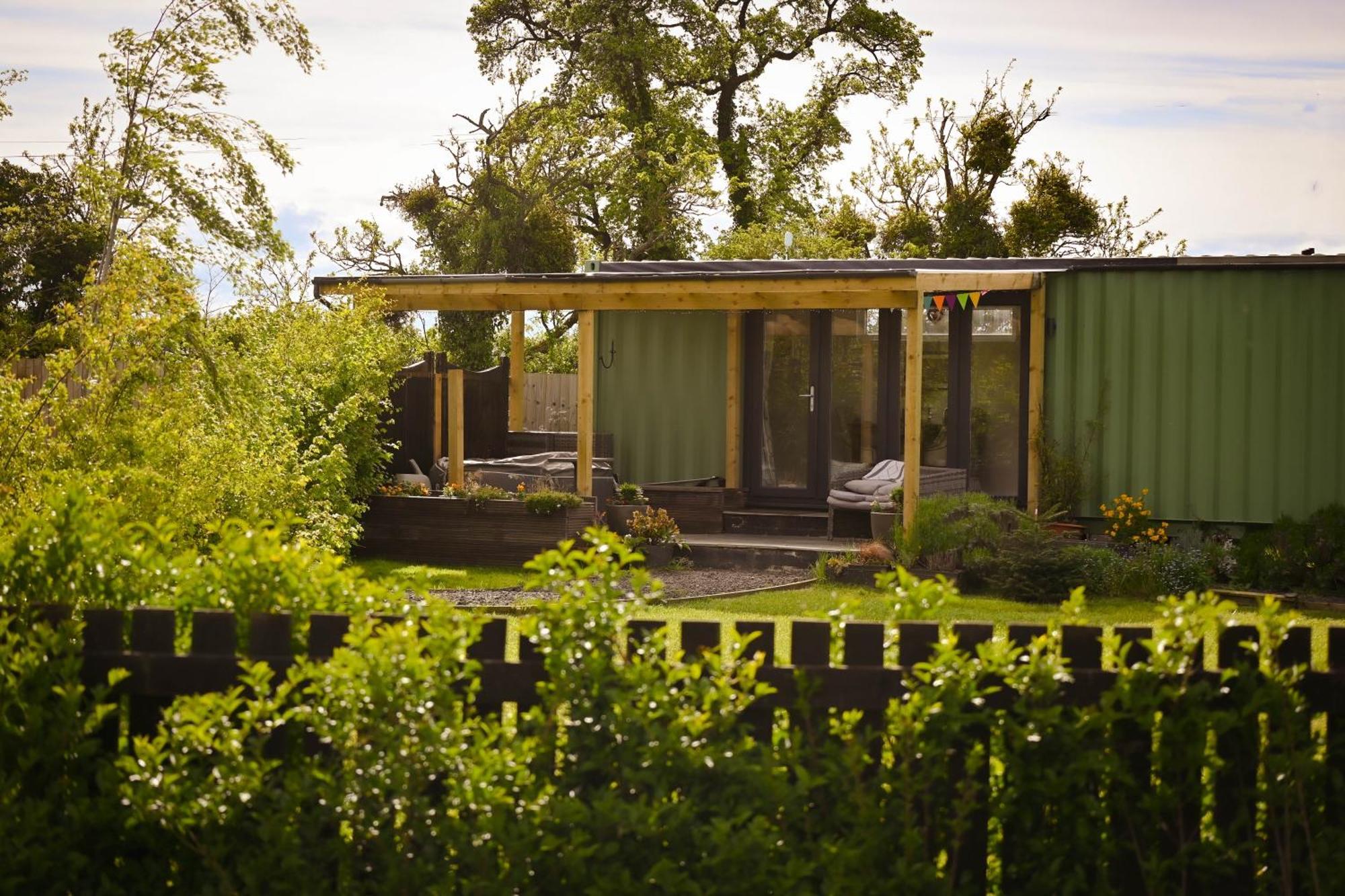 Sweet Pea Cabin Badsey Exteriör bild
